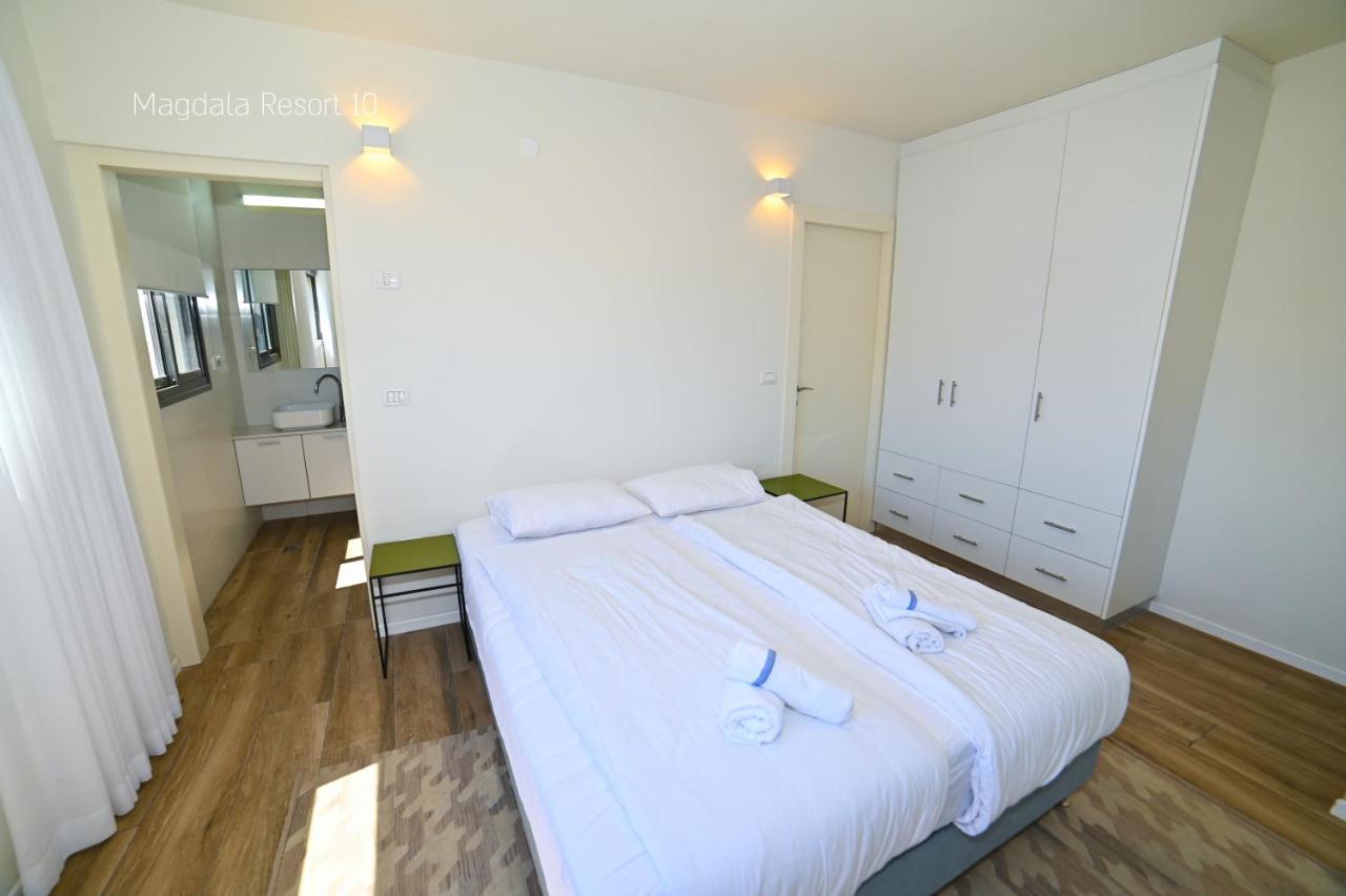 Yalarent Magdala Resort- Luxury Suites With Pool Or Jacuzzi With Sea View Migdal Exterior photo
