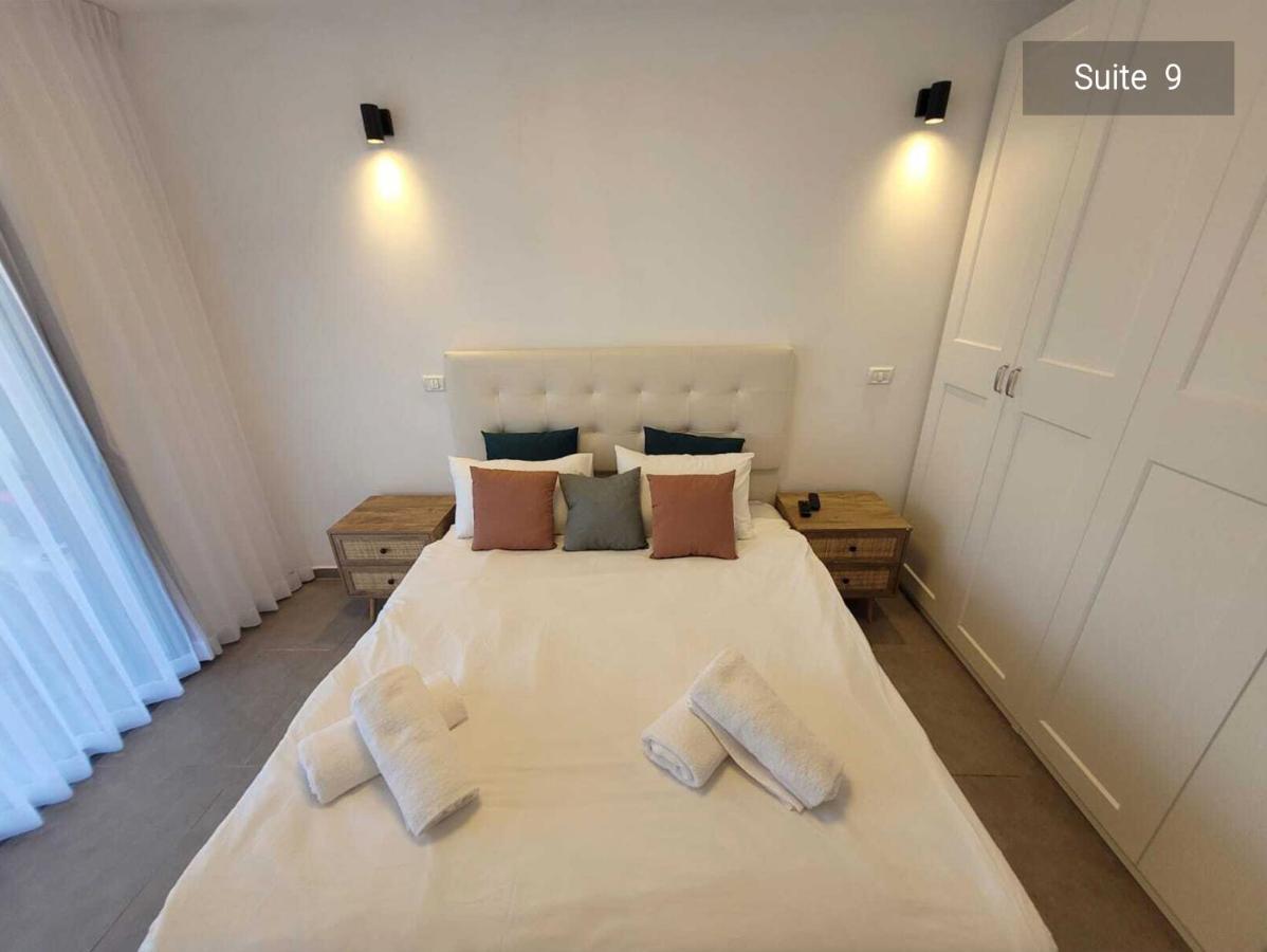 Yalarent Magdala Resort- Luxury Suites With Pool Or Jacuzzi With Sea View Migdal Exterior photo